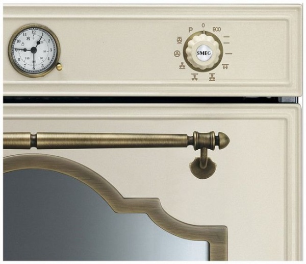 Духовой шкаф SMEG sfp750po