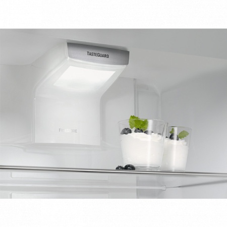 Холодильник ELECTROLUX  enc2854aow купить с доставкой по Москве и Московской области в интернет-магазине ТехноВегас